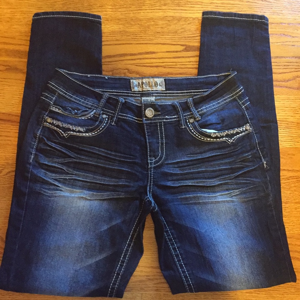 Size 9 Apollo skinny jeans